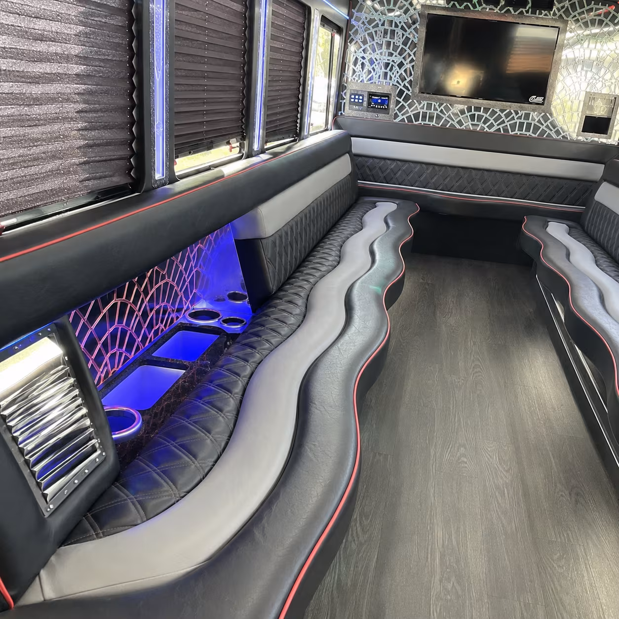 Henderson Winery Tour & Pub Crawl Transportation party bus exterior