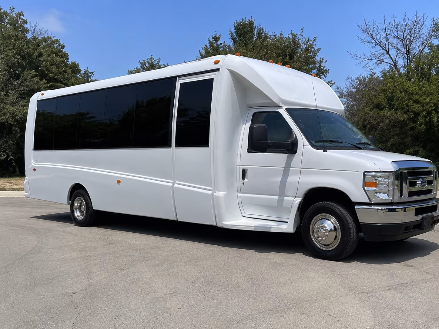 Sunrise Manor Birthday, Sweet 16, & Quinceañera Party Bus Rentals