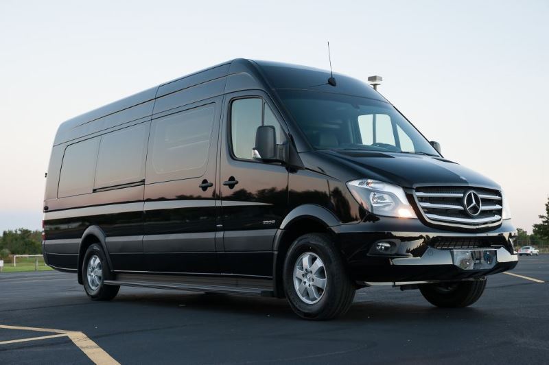 Inglewood 18 Passenger Van/Minibus